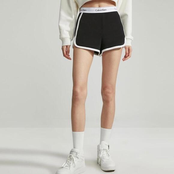 Calvin Klein Modern Gravity Band Casual Shorts Women’s Size S Black White Trim - Picture 3 of 10